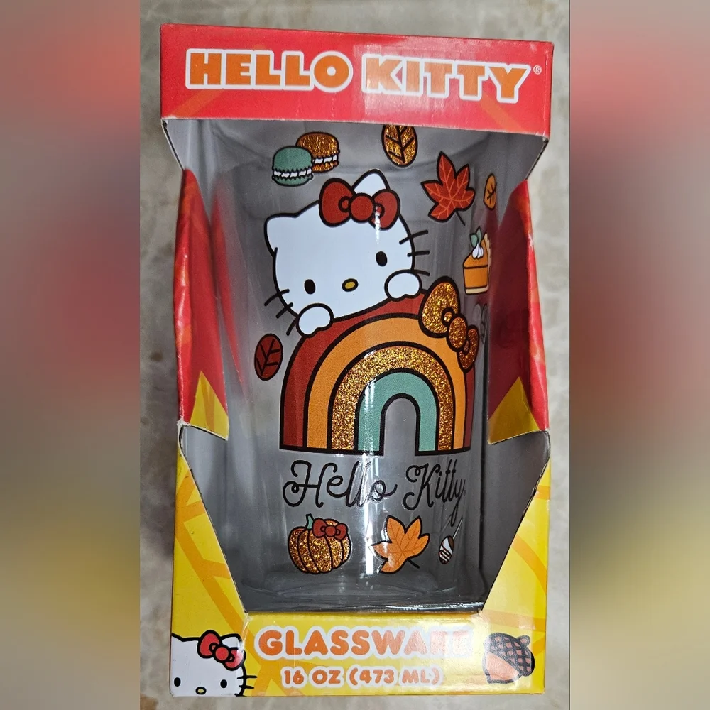Hello Kitty Fall glass cup 16oz NWT